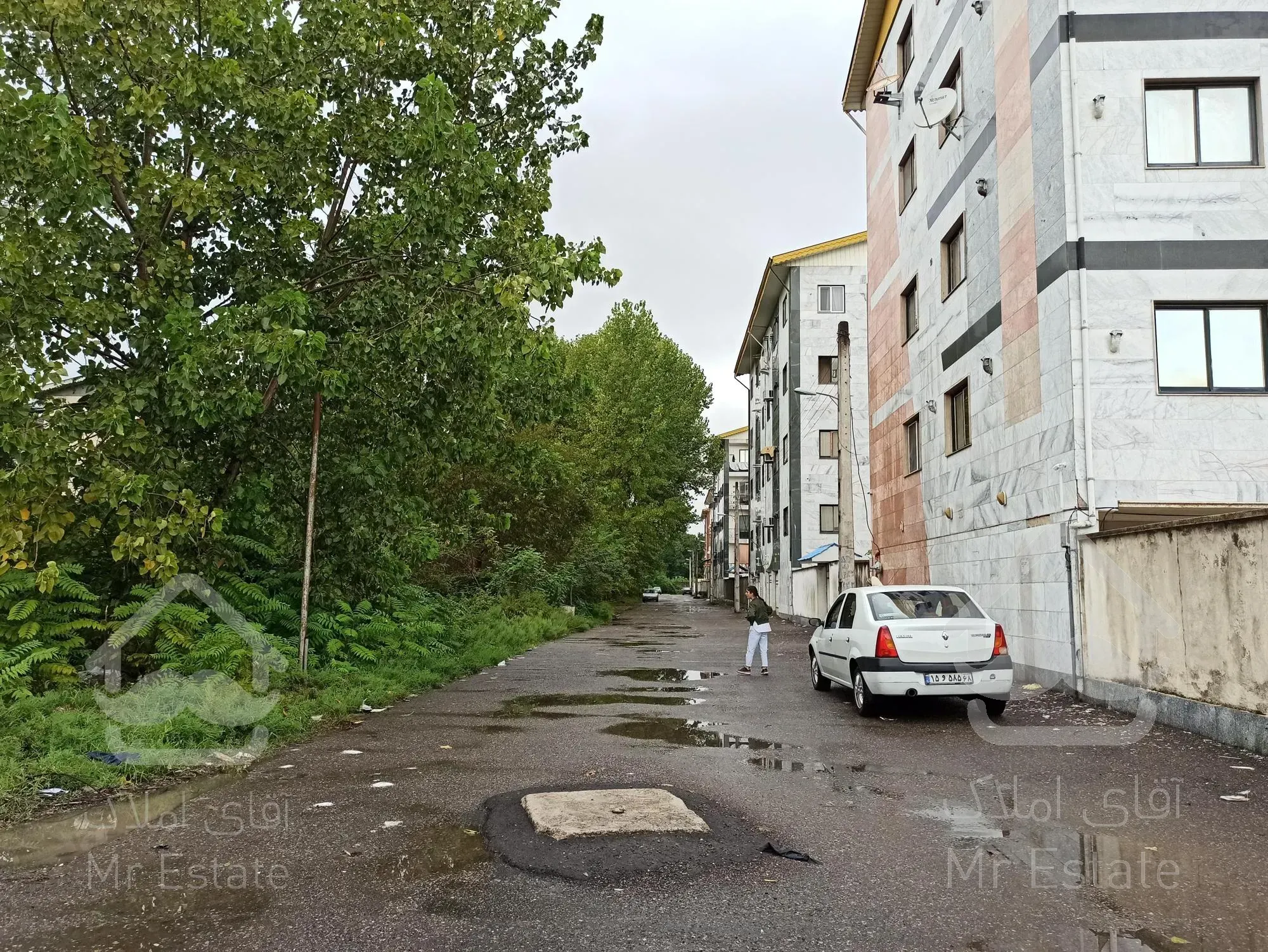 زمین با موقعیت عالی در اداره نوغان بندرانزلی