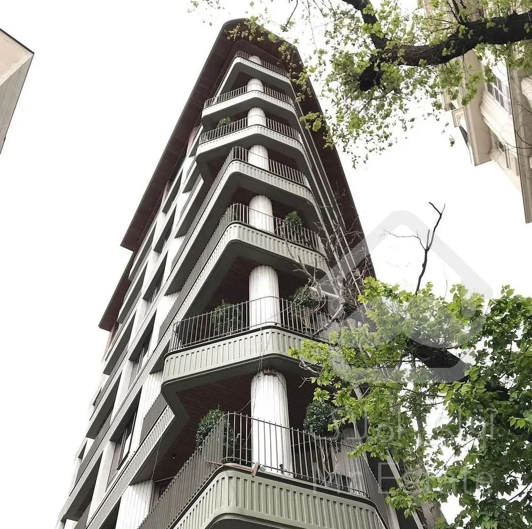 93 متر اداری دولت