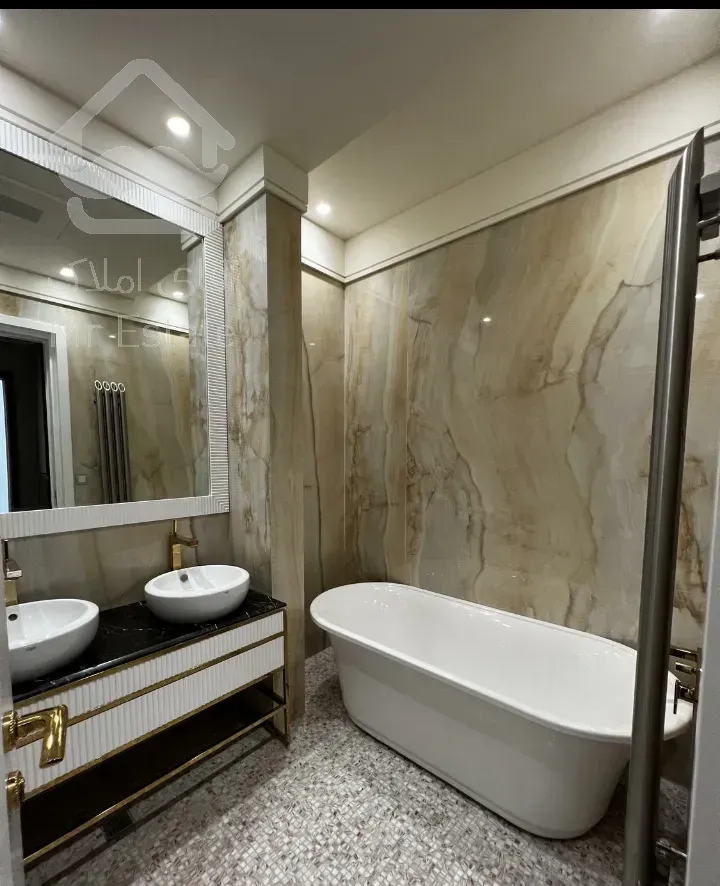 اجاره 220 متری دیباجی جنوبی