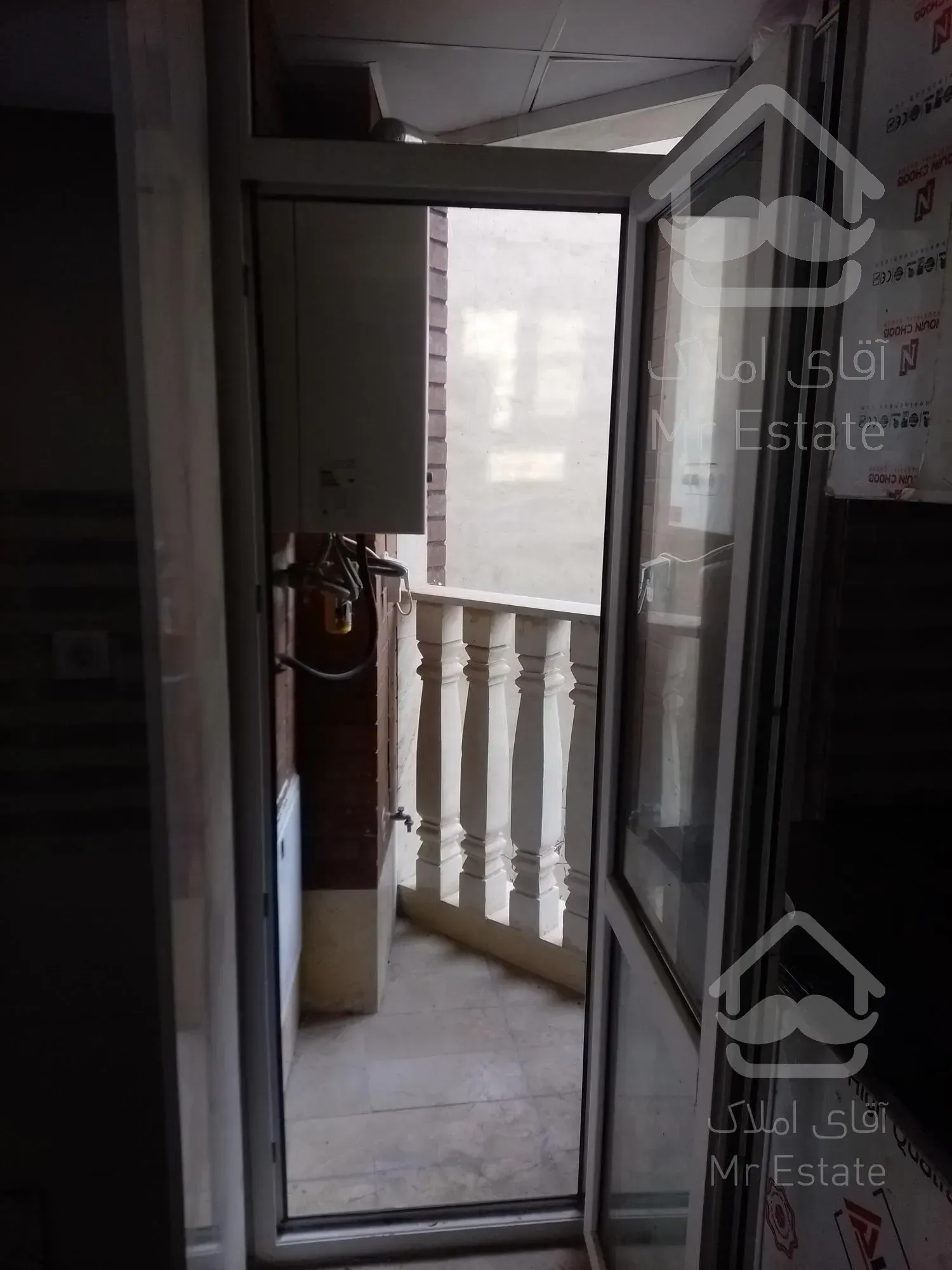 82 متر، غرق نور، دو خواب، میدان ولیعصر