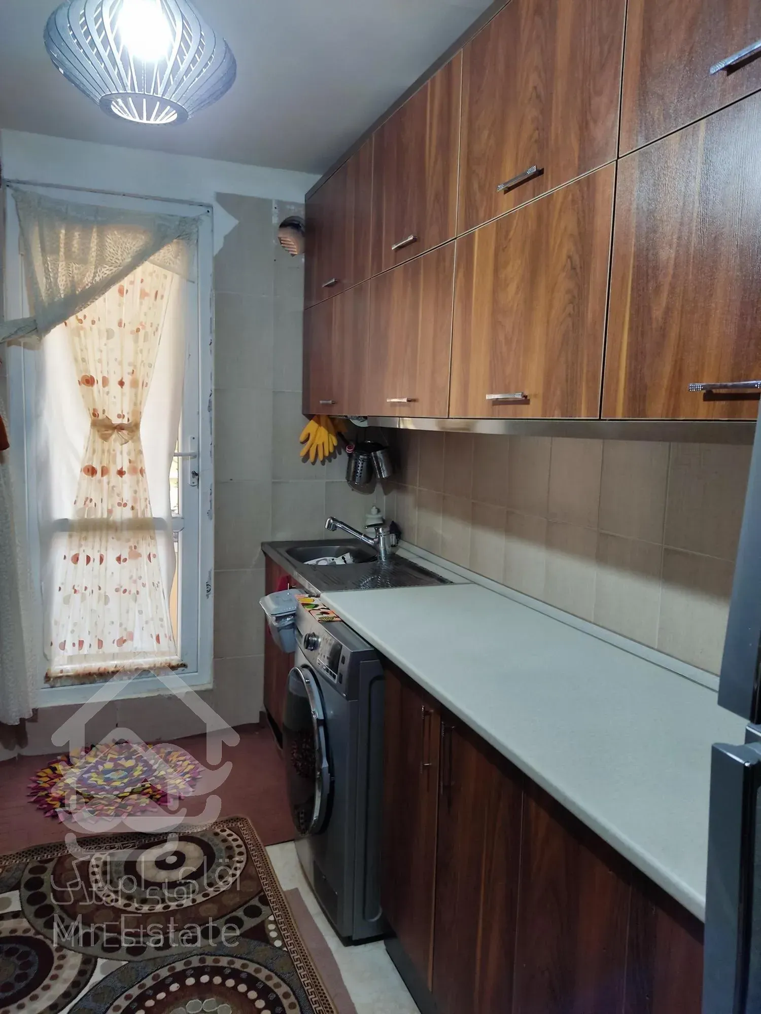 آپارتمان در دامنه ی کوه های البرز