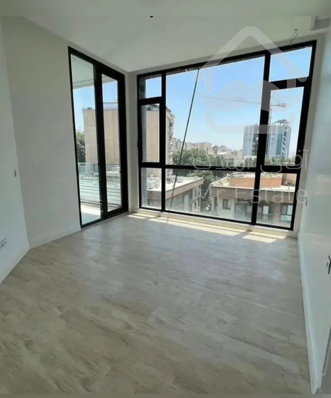 فروش 140 متری هروی مژده