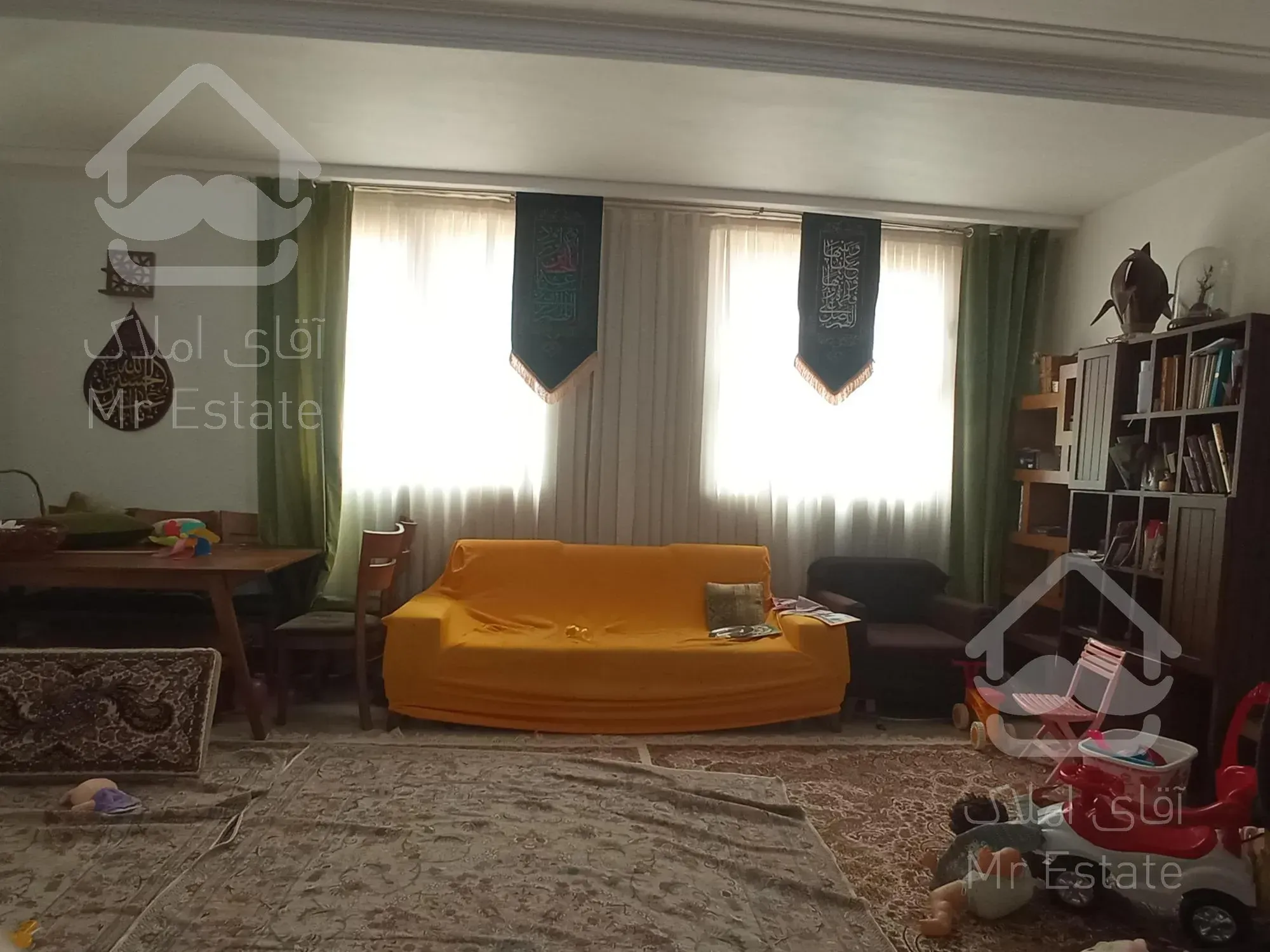 کوچه۱۶ متری، نبش سراسر نور، فوق‌العاده خوش نقشه