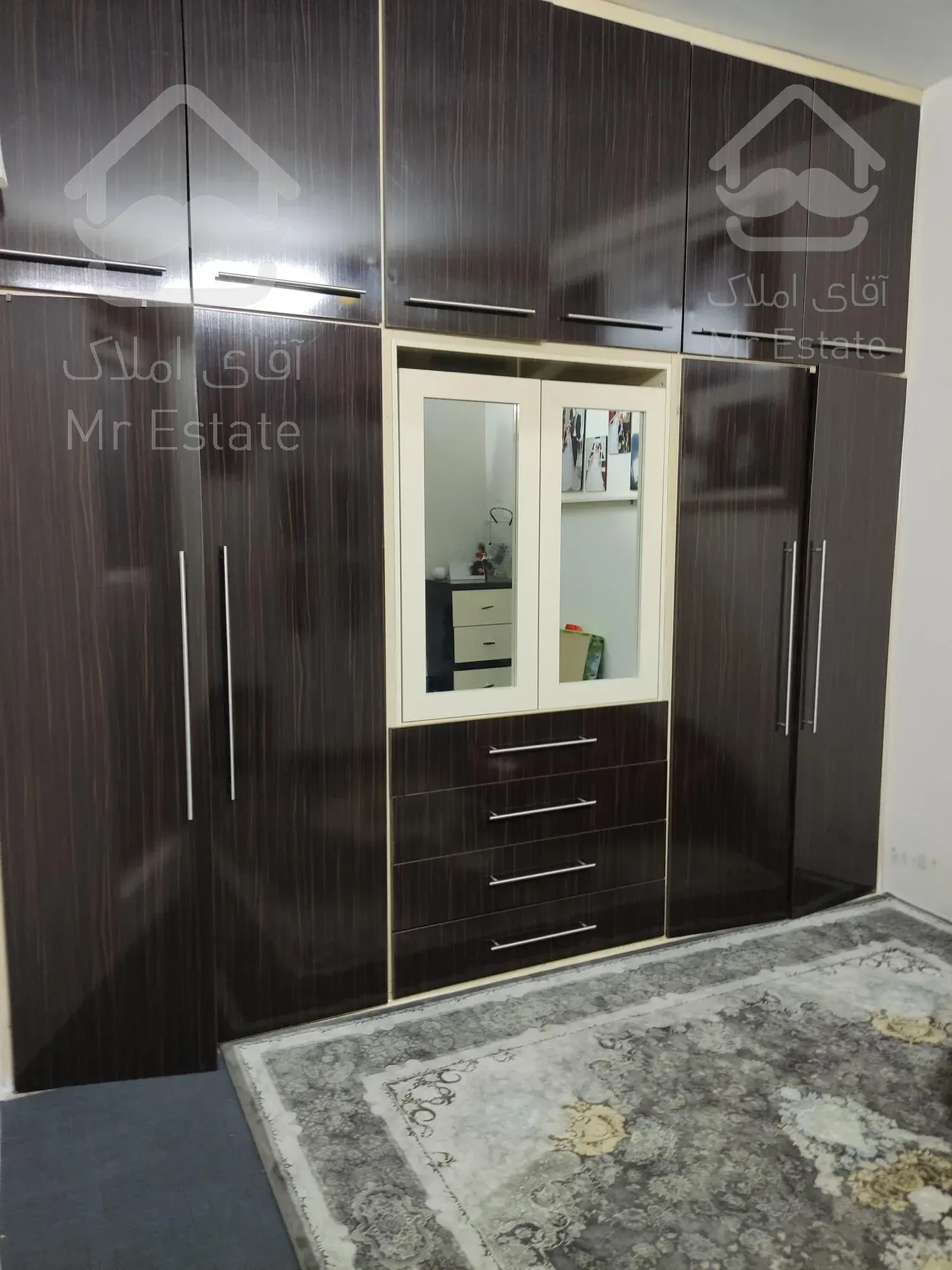 سه طبقه مرتب