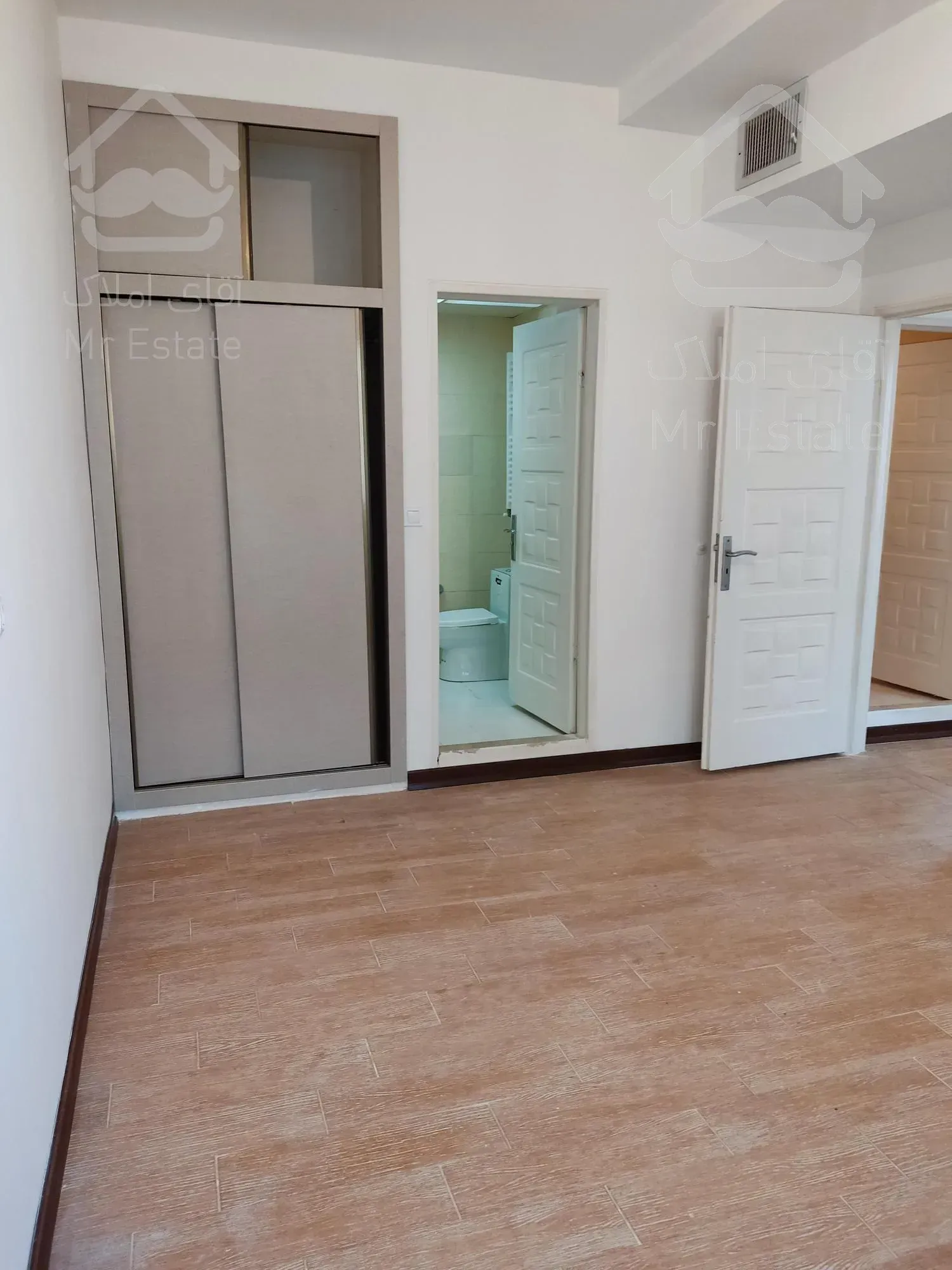 آپارتمان ویو باز سه خوابه