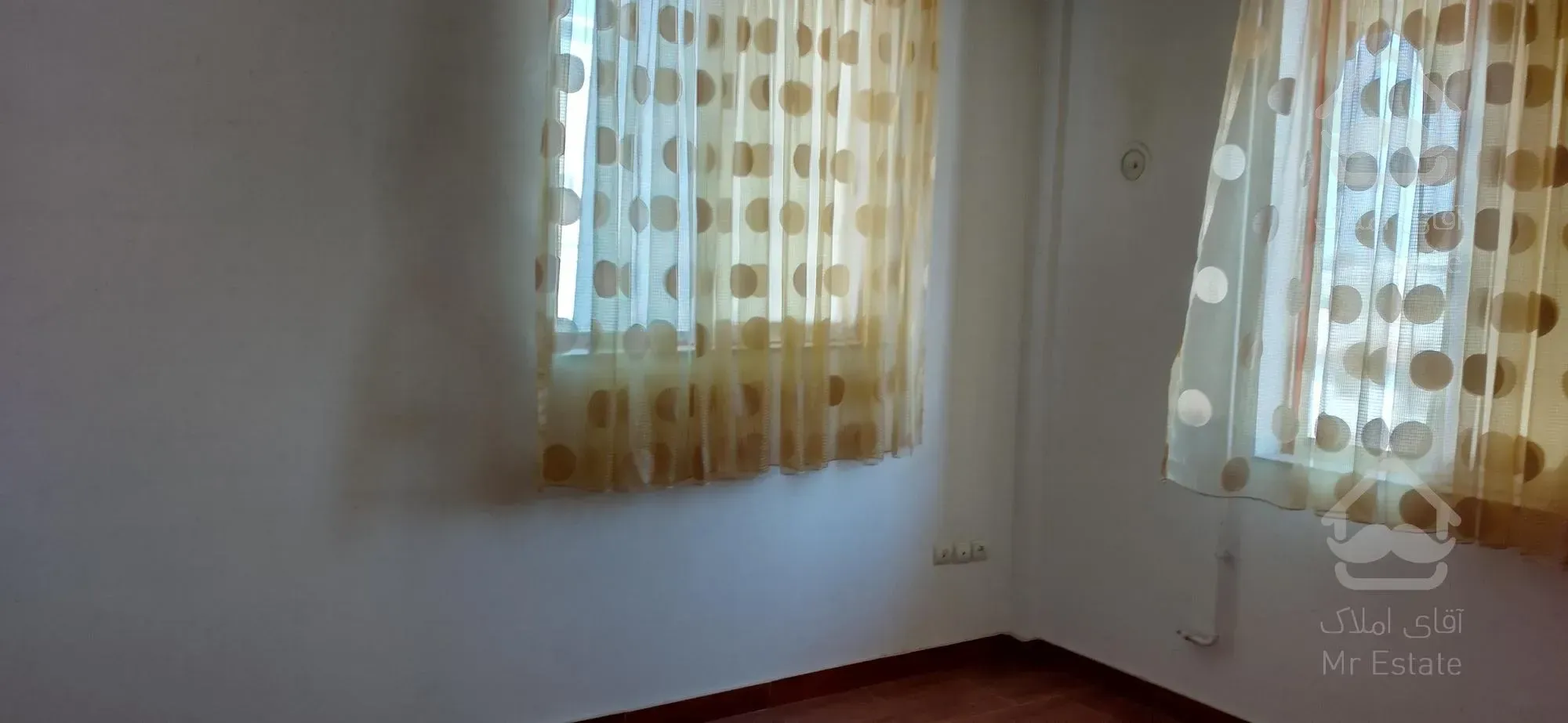 فروش یک واحد 108 متر مفید