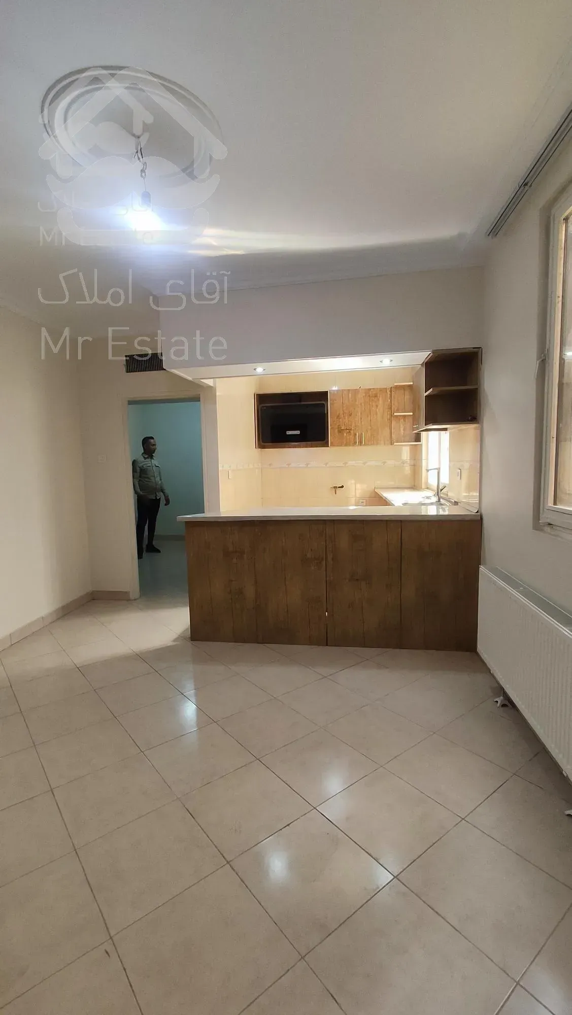 ۴۲متر با آسانسور قصرالدشت بالای سپه