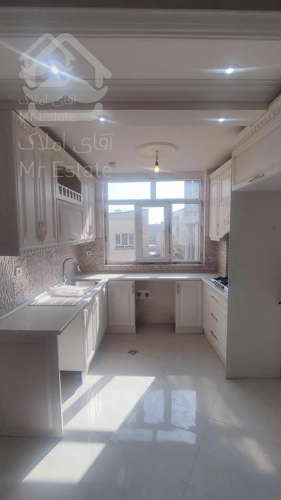 ۵۵متر با پارکینگ خیابان جیحون