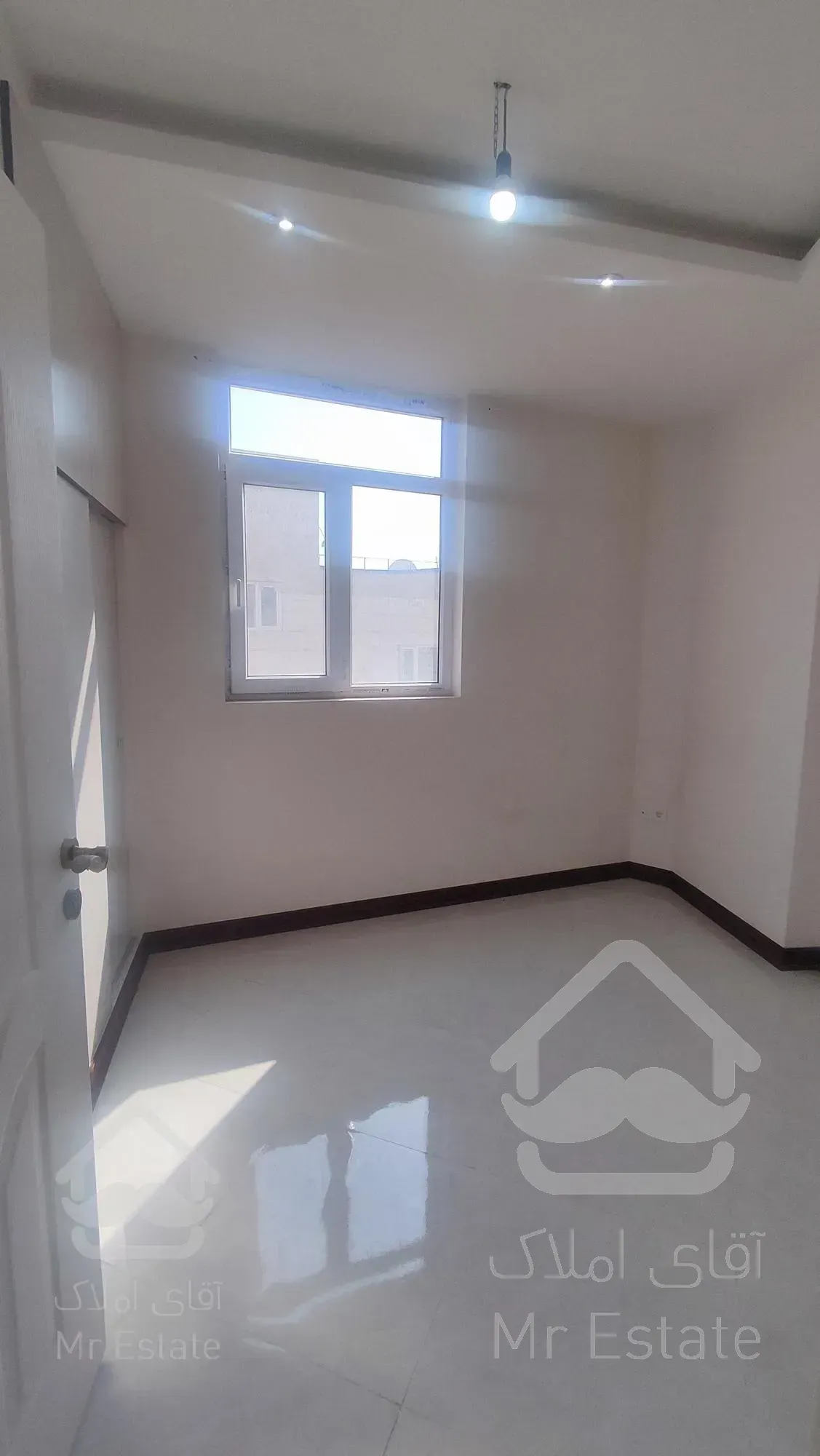 ۵۵متر با پارکینگ خیابان جیحون