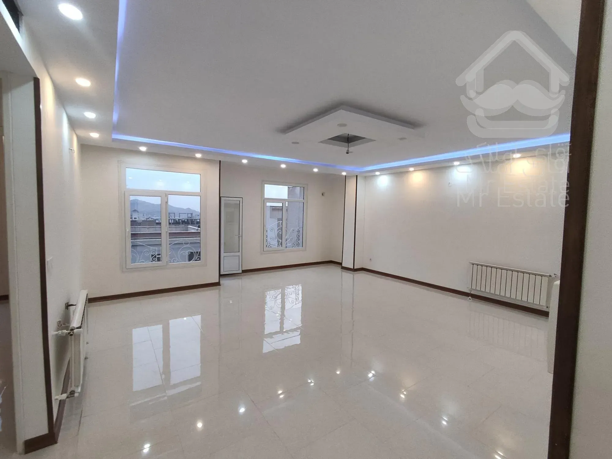 93متر آپارتمان *بالای اسبی*خوش نقشه