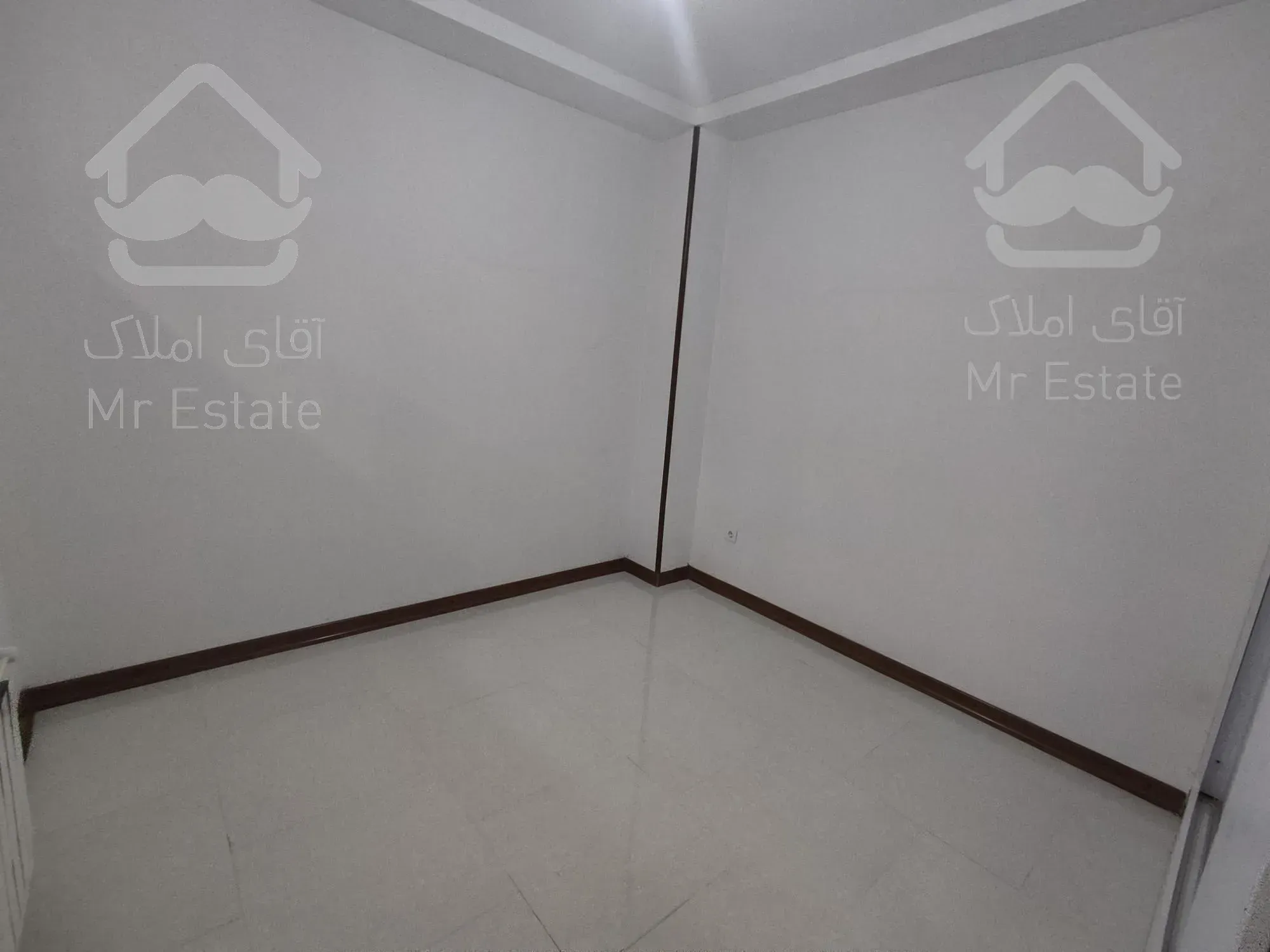 93متر آپارتمان *بالای اسبی*خوش نقشه