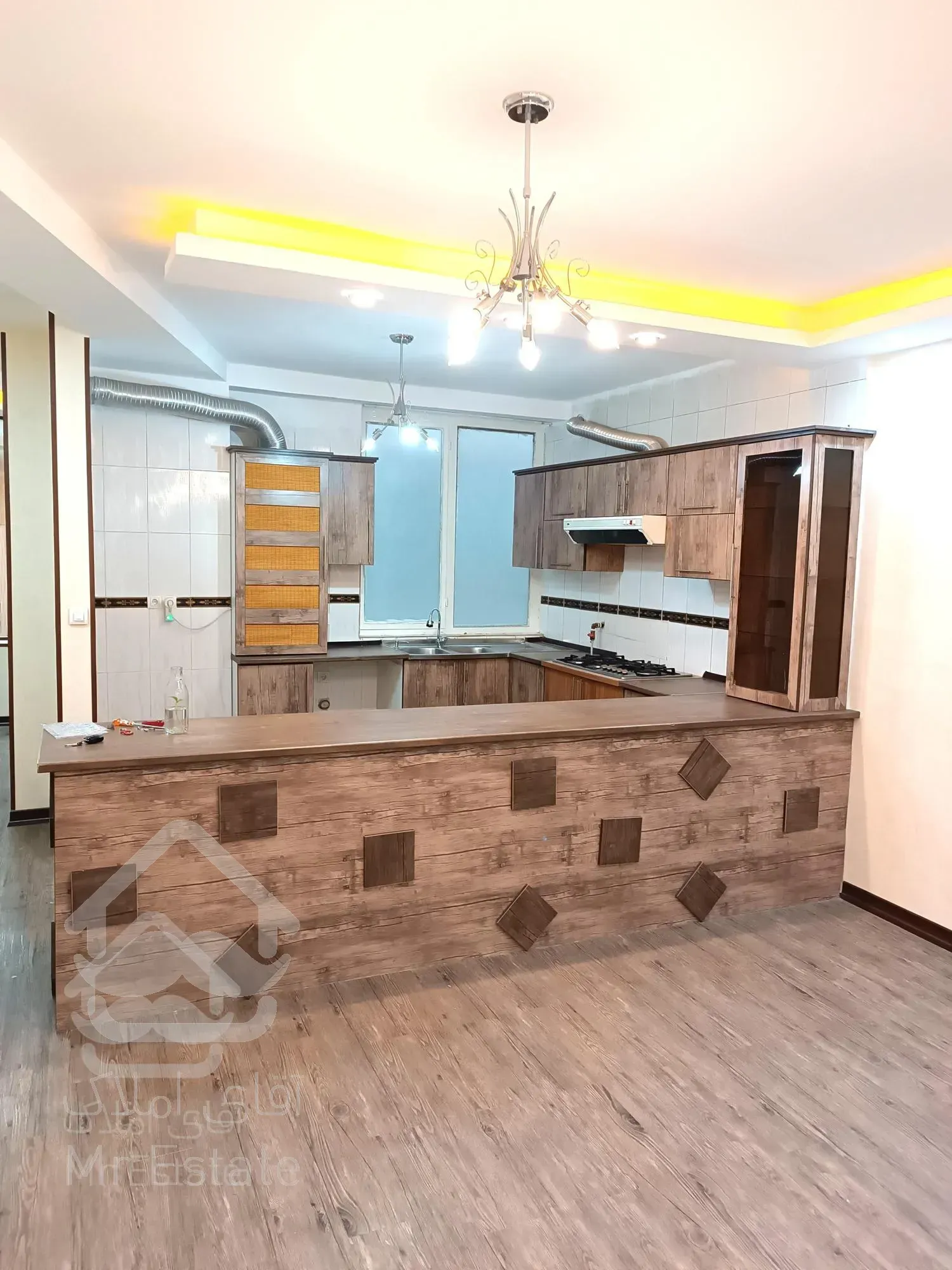 دوخوابه/سالن بزرگ/ملکی