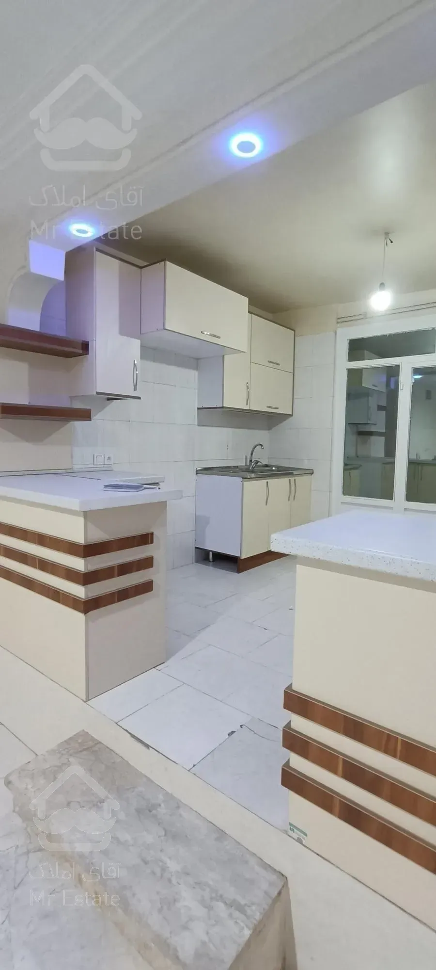 52متر/تک واحدی/خوش نقشه/تاپ لوکیشن