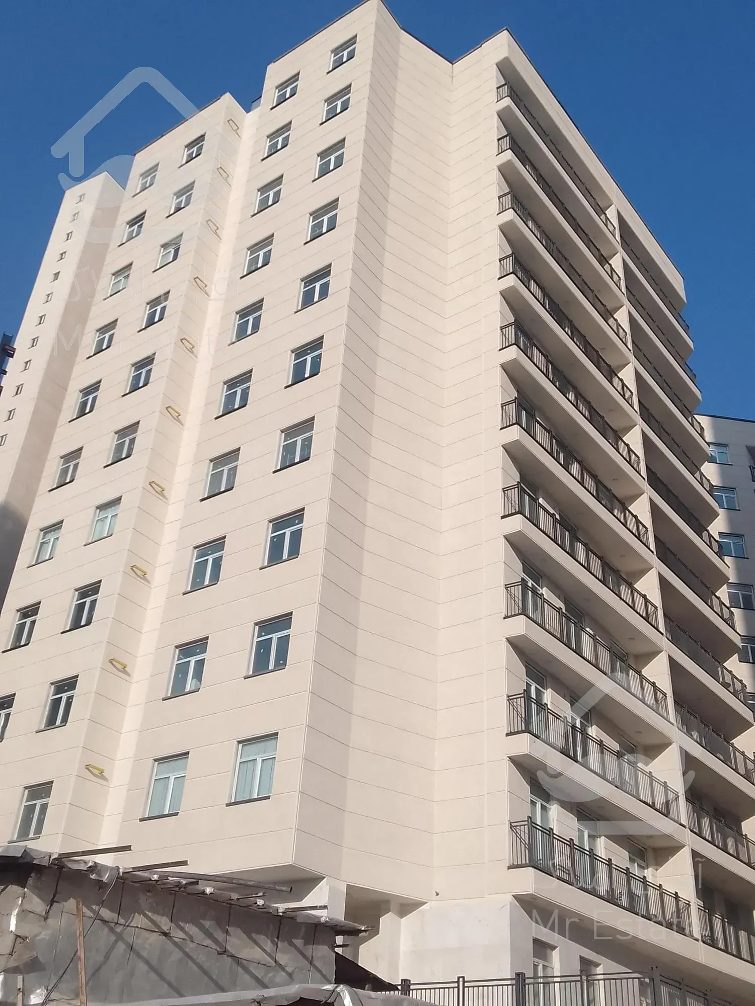 پیش فروش ۳۰ تا ۱۲۰ متر  برج مجلل گالریا / سند محضری