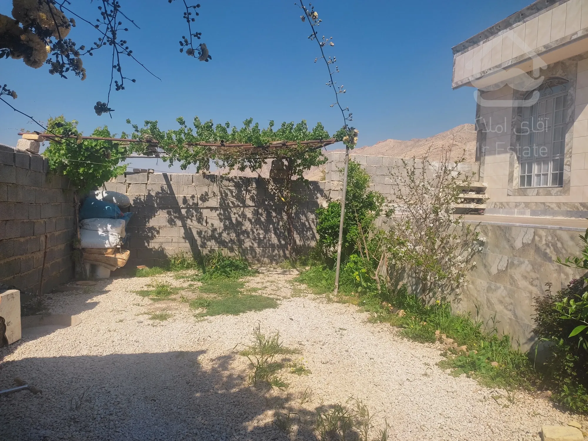 منزل فروشی نوساز ستوندار