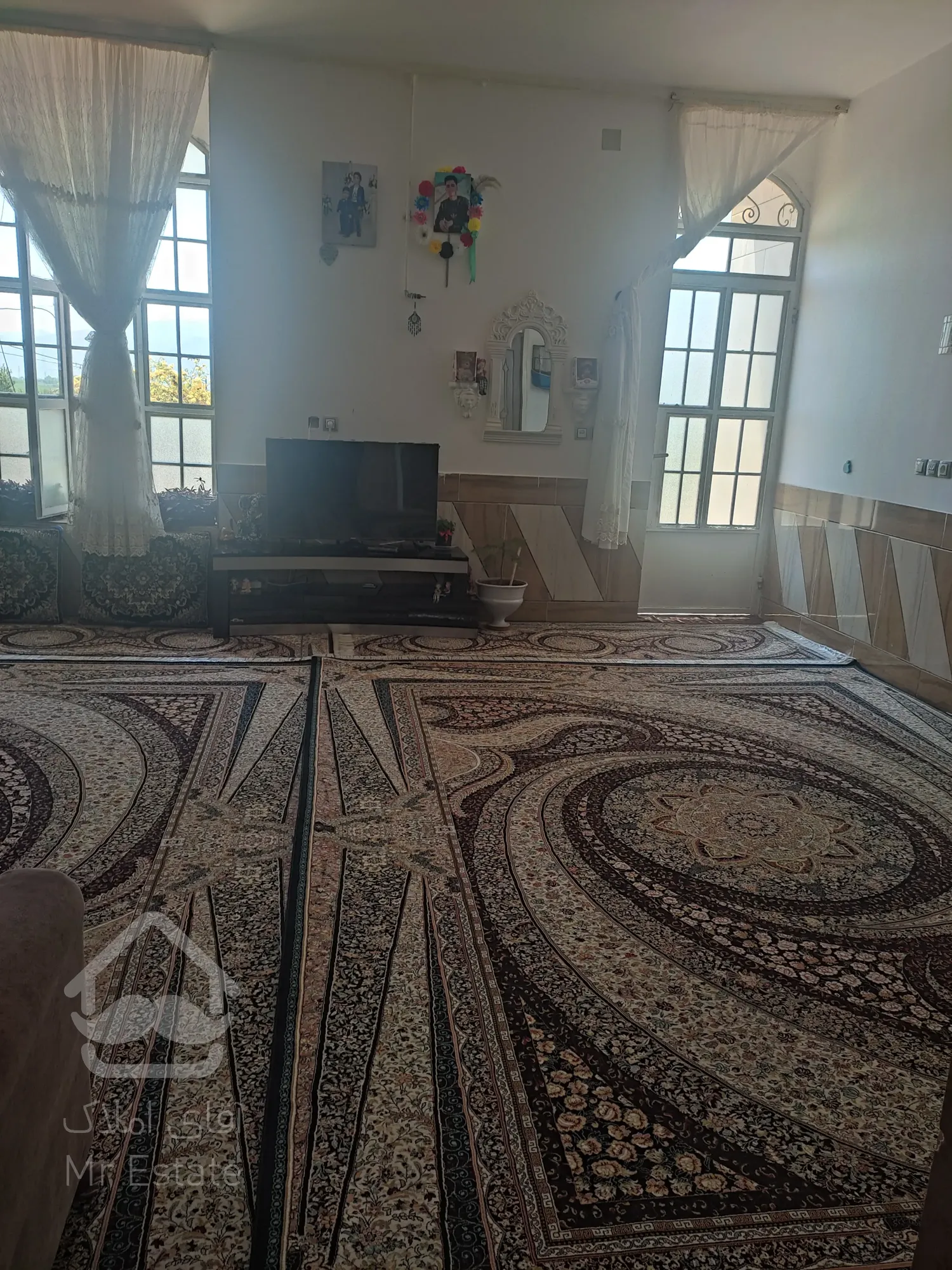 منزل مسکونی نوساز ستوندار