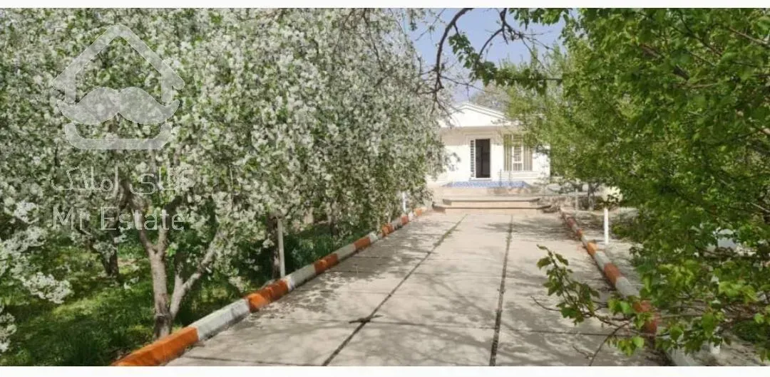 ویلا ۲۰۰۰متری سند دار