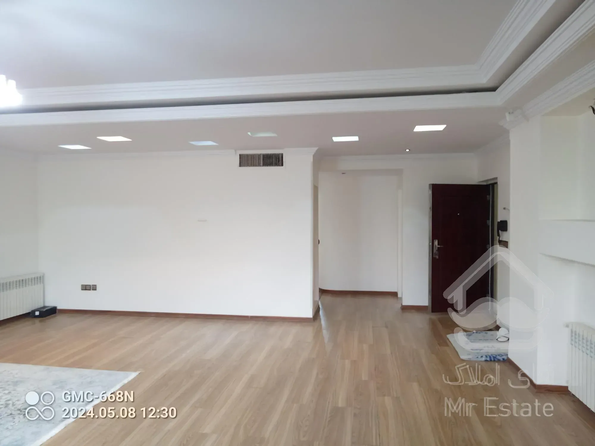 آپارتمان مسکونی 125 متری 3 خواب در سعادت آباد