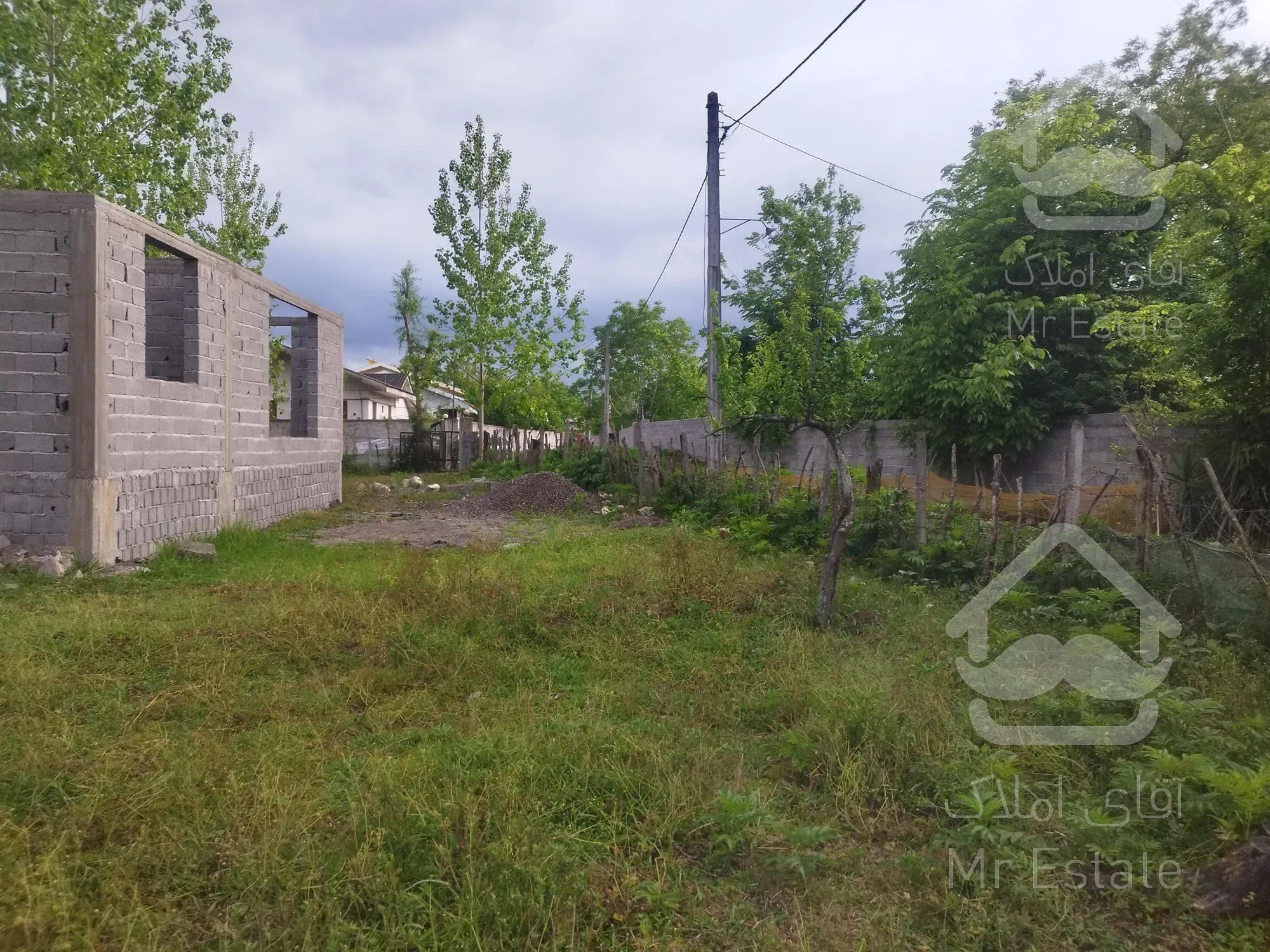 ویلا نیمه کاره در سنگر