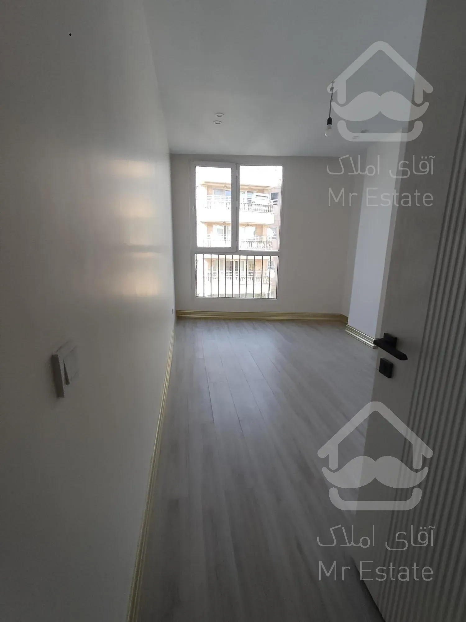 دیباجی جنوبی ۱۷۵متر ۳خواب نوساز