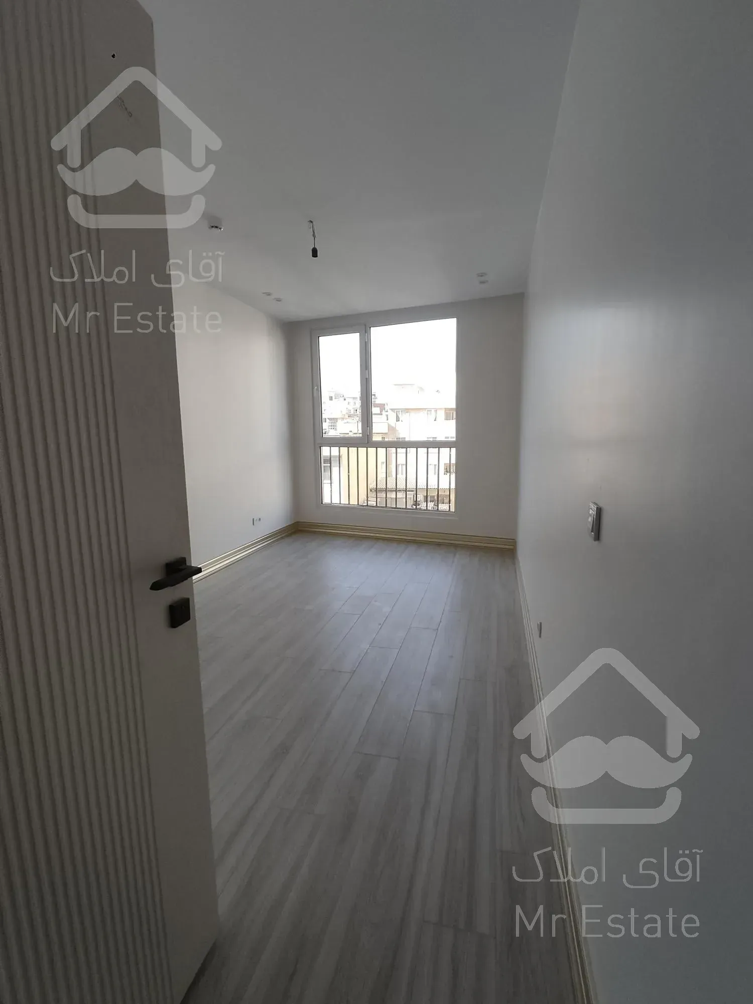 دیباجی جنوبی ۱۷۵متر ۳خواب نوساز