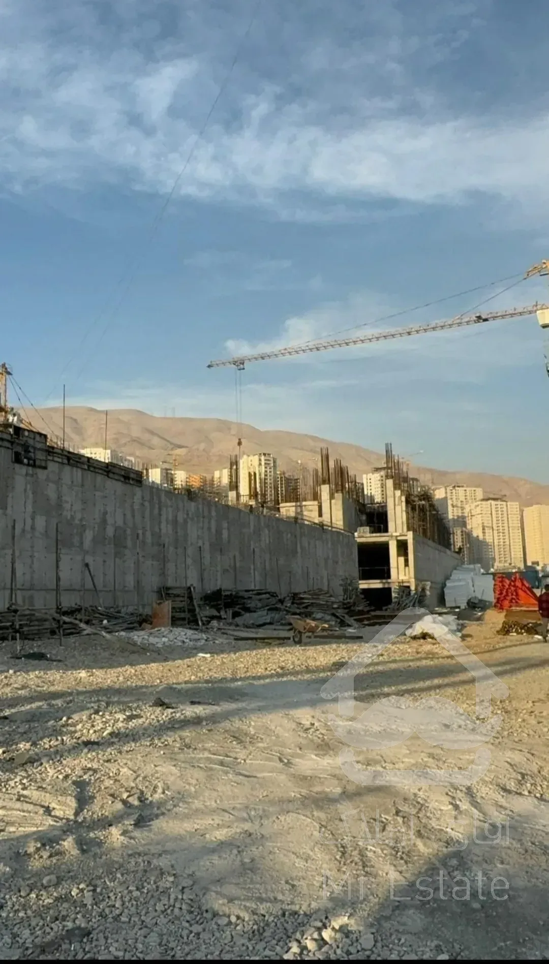 پیش فروش واحد۱۰۶متری منطقه ۲۲اکازیون سنددار ویو ابدی