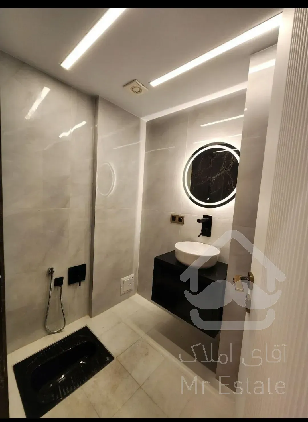 فروش واحد ۱۰۹متری منطقه ۲۲اکازیون در قطب گردشگری ایران