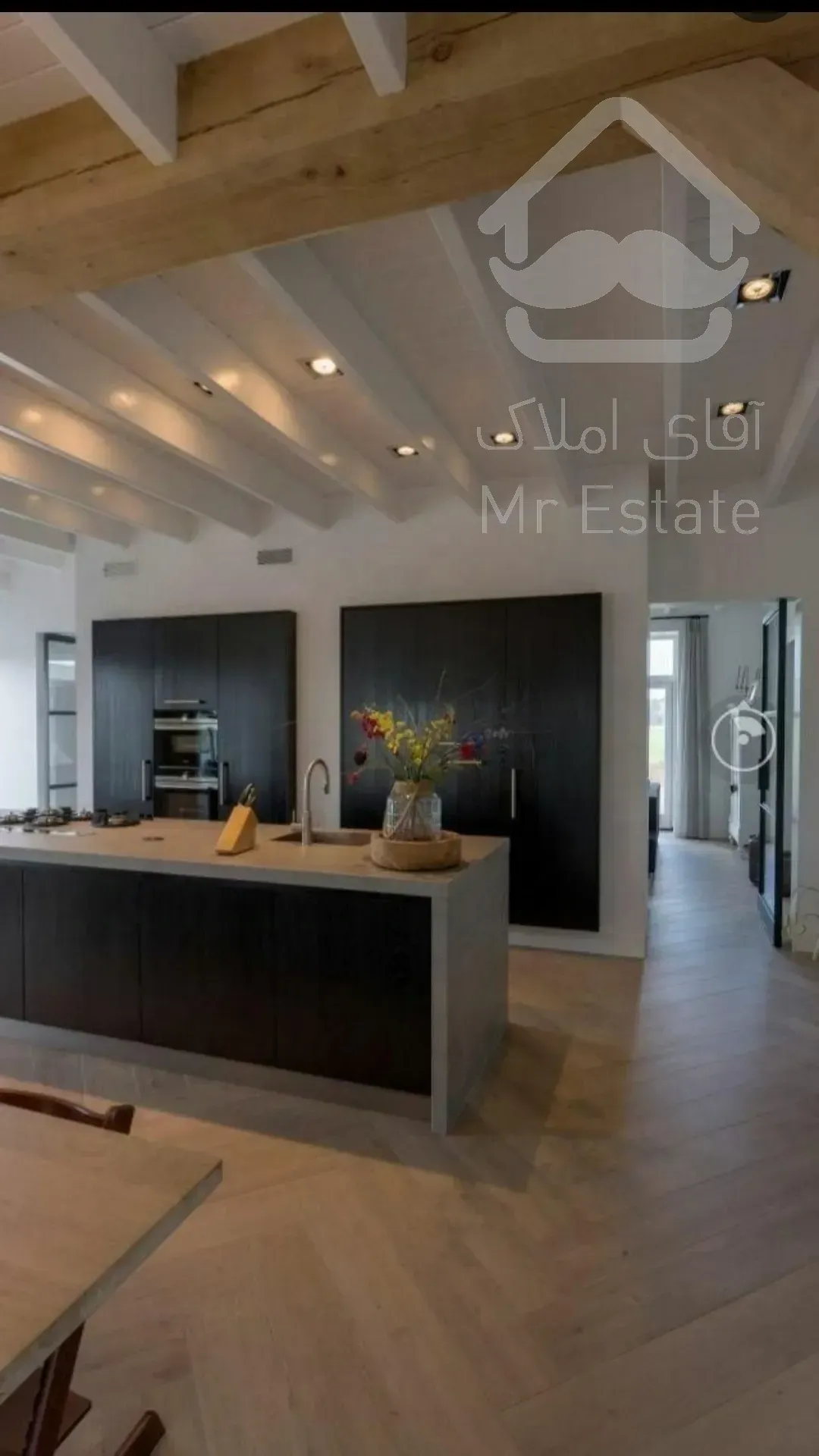 فروش واحد ۱۰۹متری منطقه ۲۲اعیان نشین سنددار تک برگ