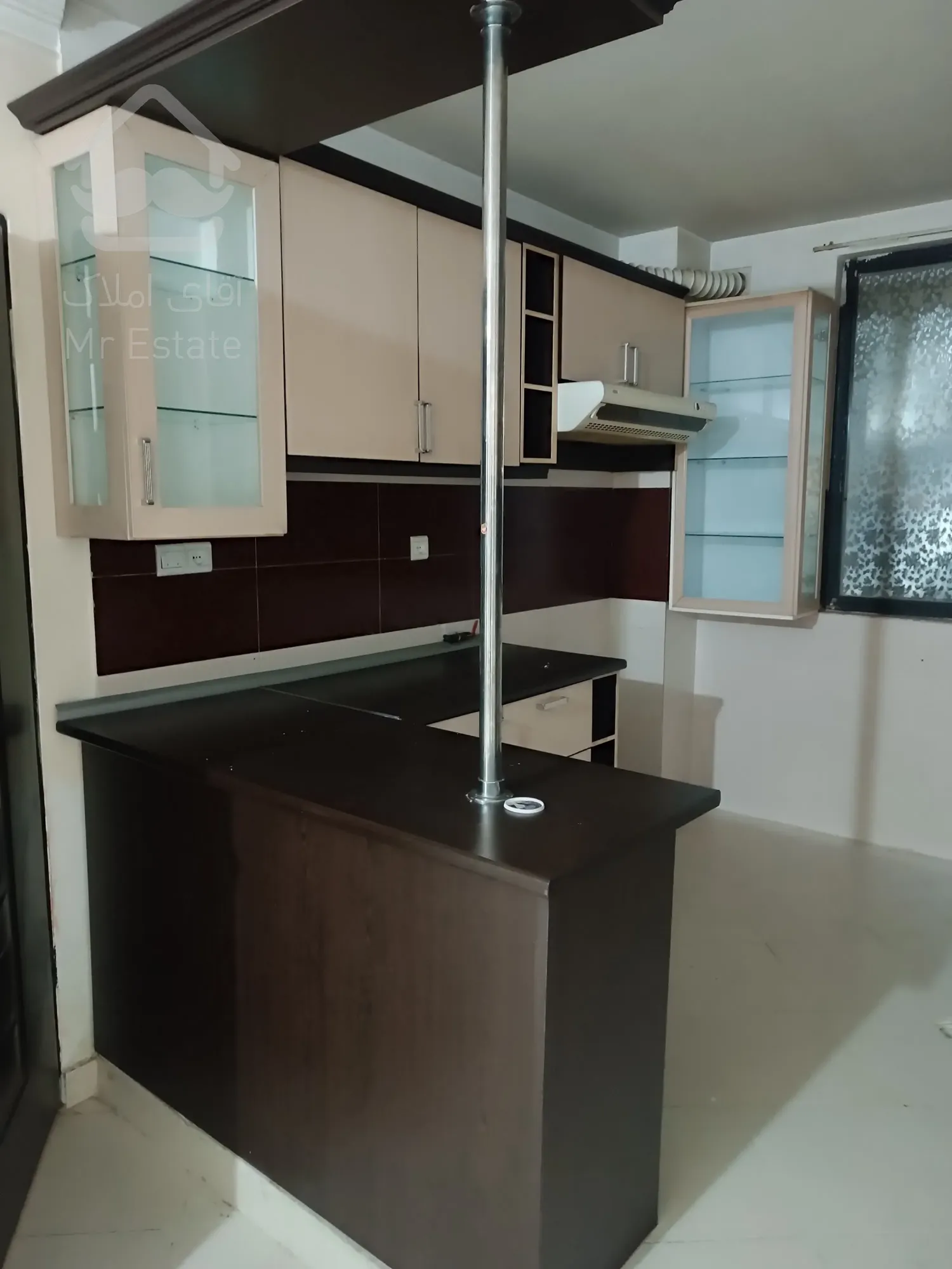 ۷۵ متر دو خواب مستر املاک محرابی