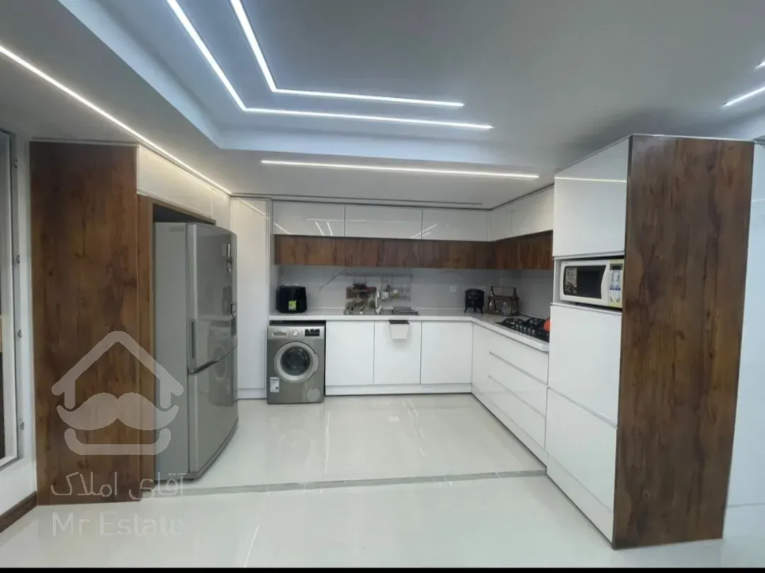 فروش آپارتمان ۱۲۰متری 2خوابه مشیر فاطمی