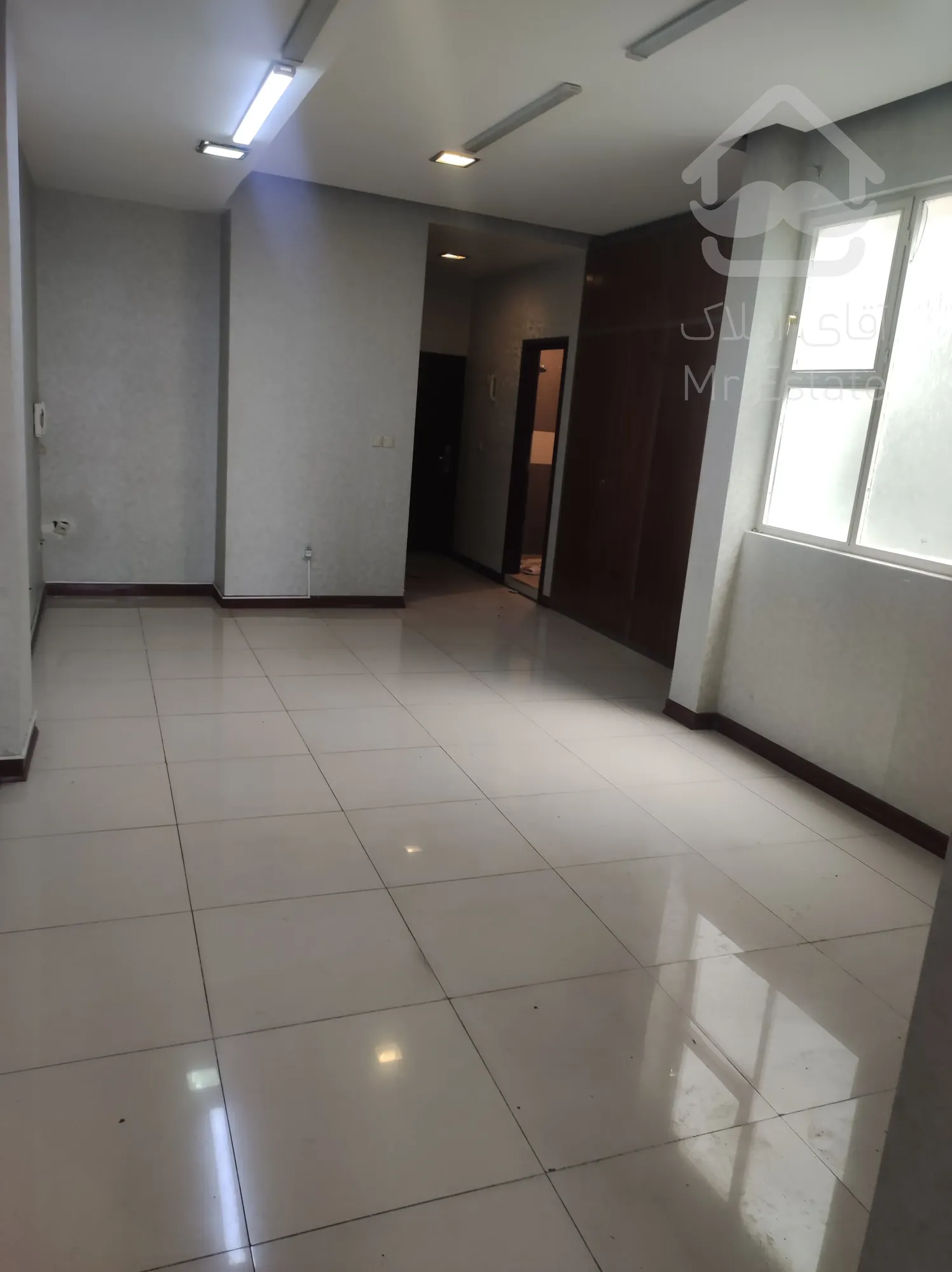 اجاره اداری ۸۶ متر بر اصلی تهرانپارس