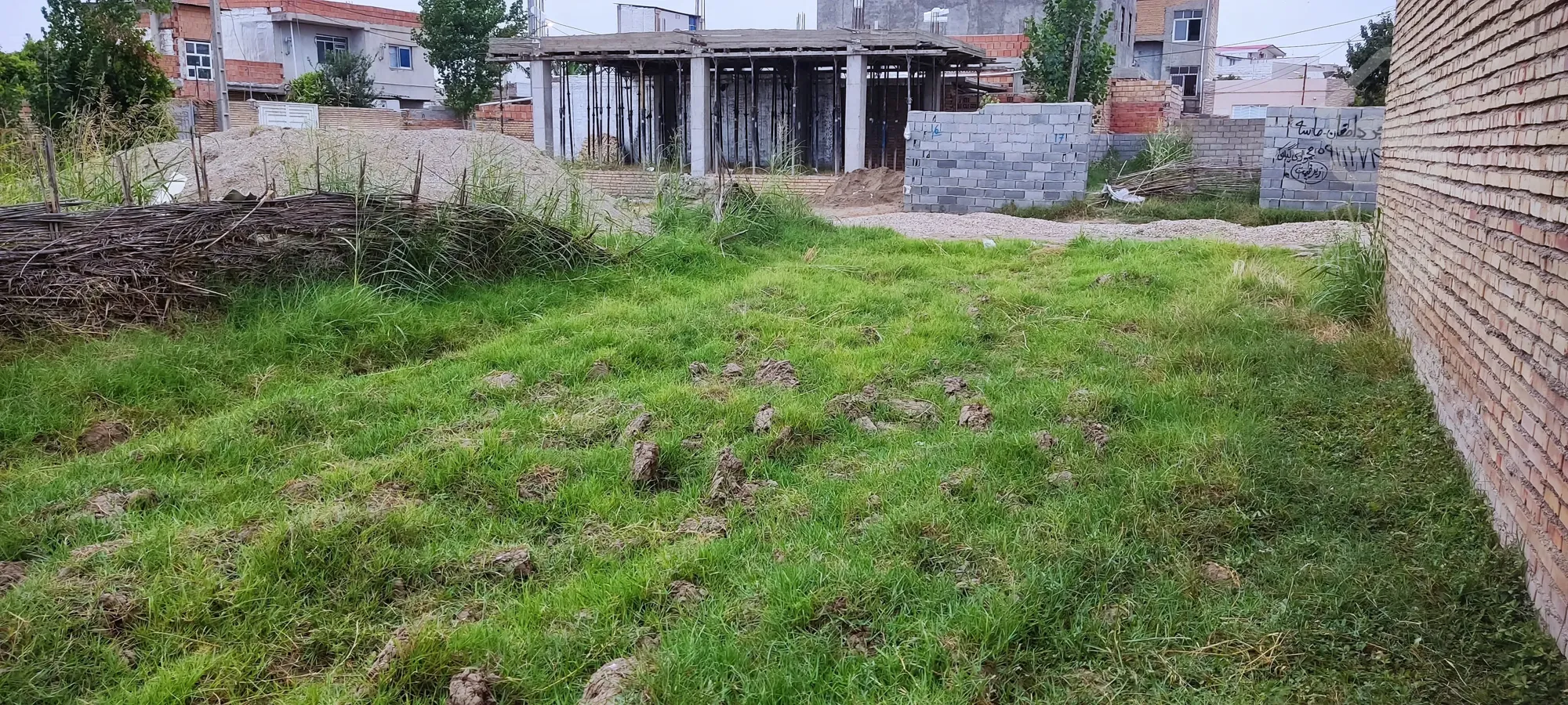 زمین 180 متری در الغجر