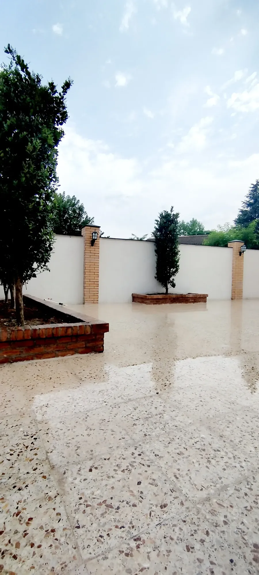 فروش و تهاتر ویلا (مالک هستم)