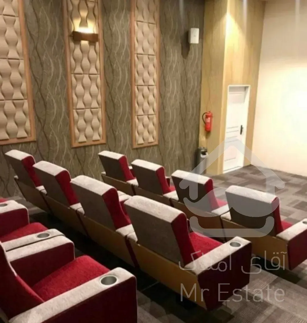 واحد ۱۰۰متری/برج باغ*چیتگر*ایرانمال/معاوضه