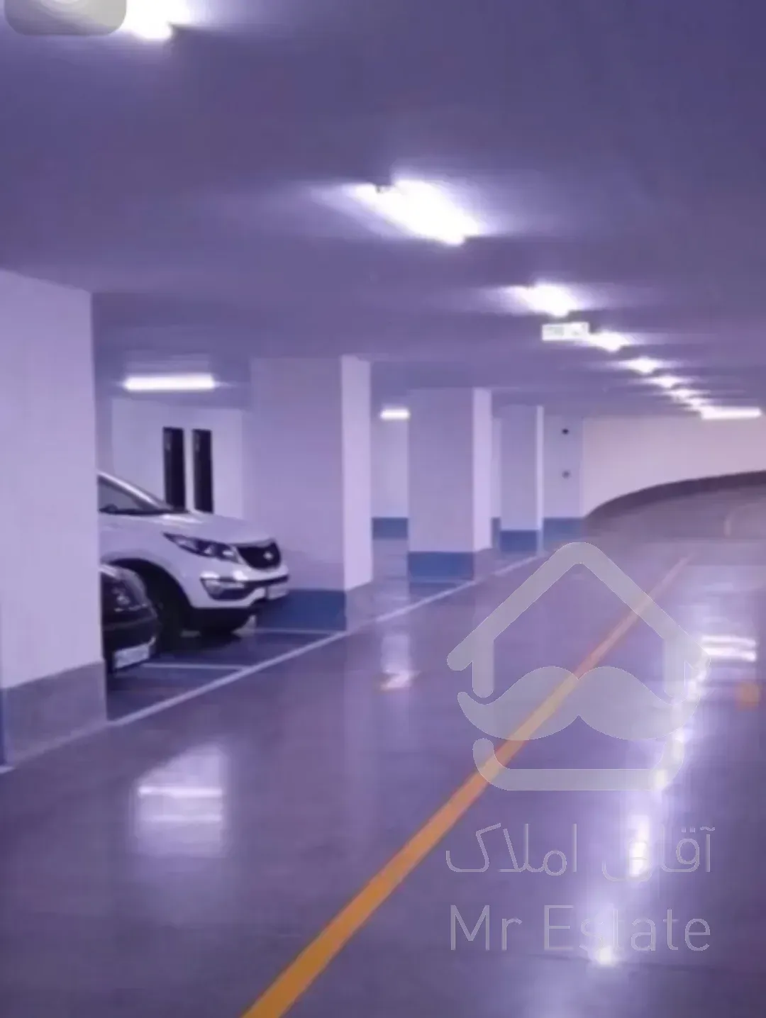 واحد ۱۰۰متری/برج باغ*چیتگر*ایرانمال/معاوضه