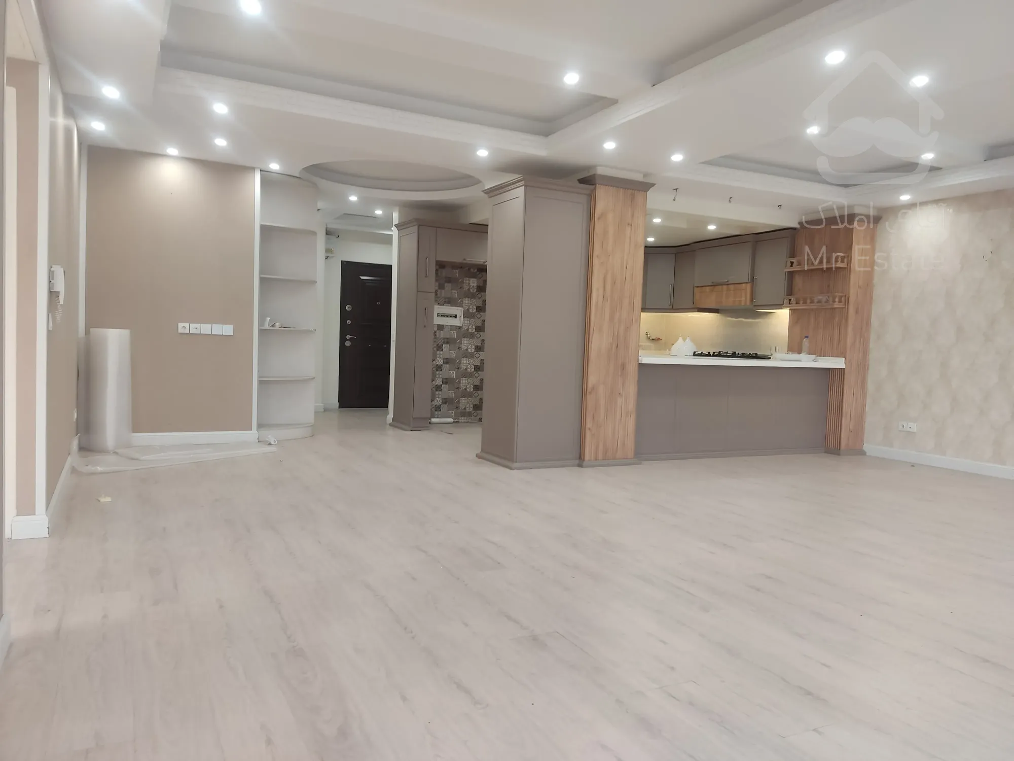 ۱۱۵ متر ۲ خواب فول ۷ ساله