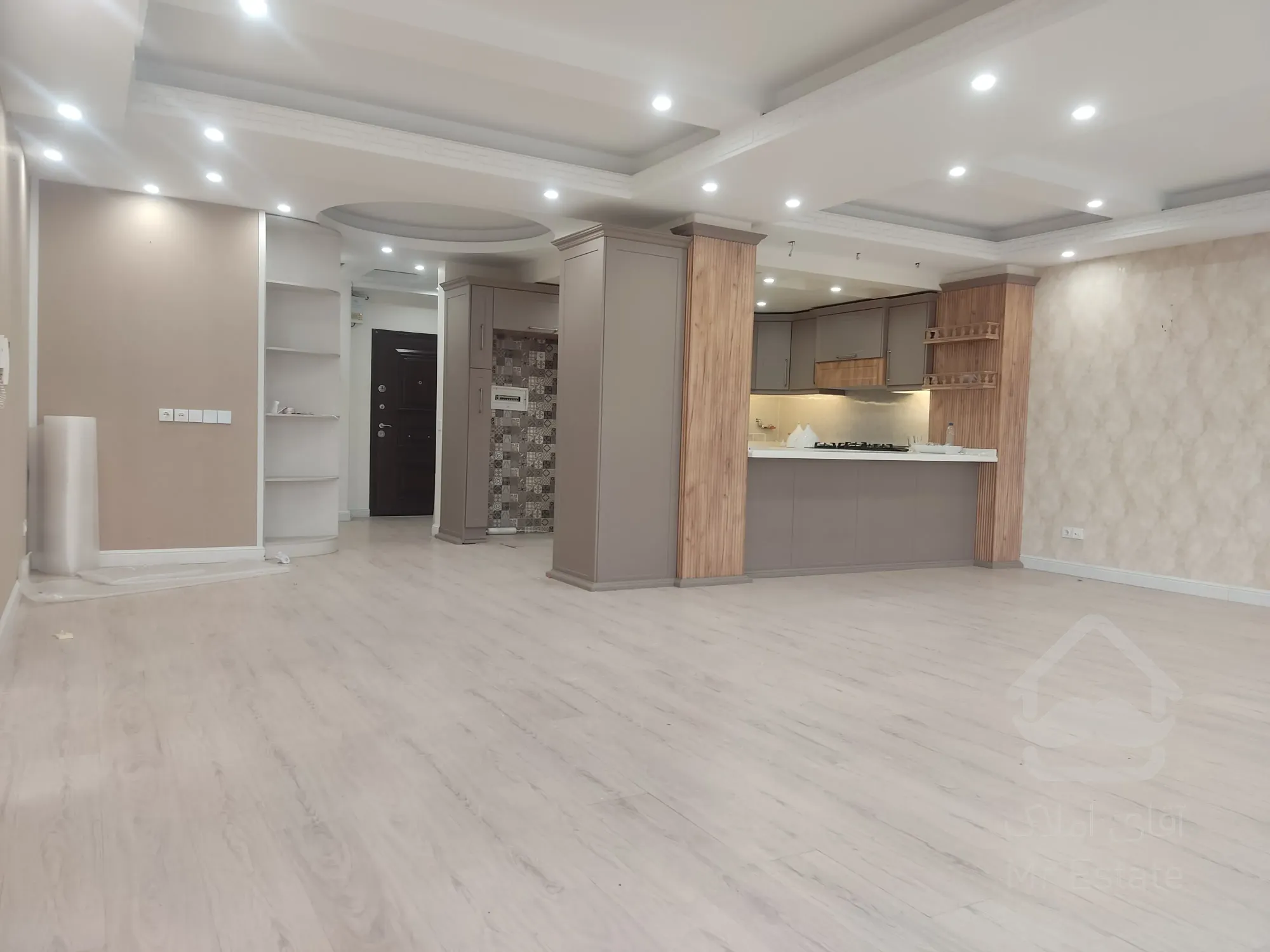 ۱۱۵ متر ۲ خواب فول ۷ ساله