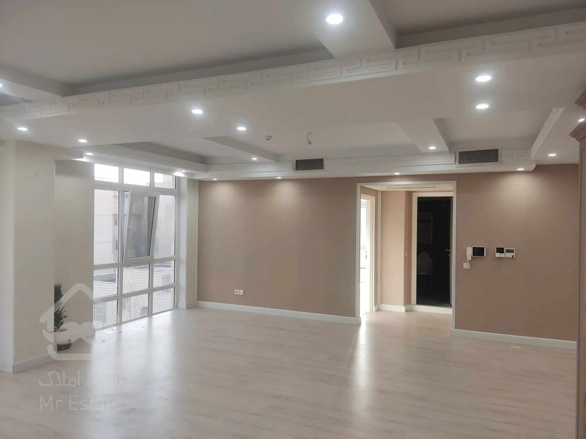 ۱۱۵ متر ۲ خواب فول ۷ ساله