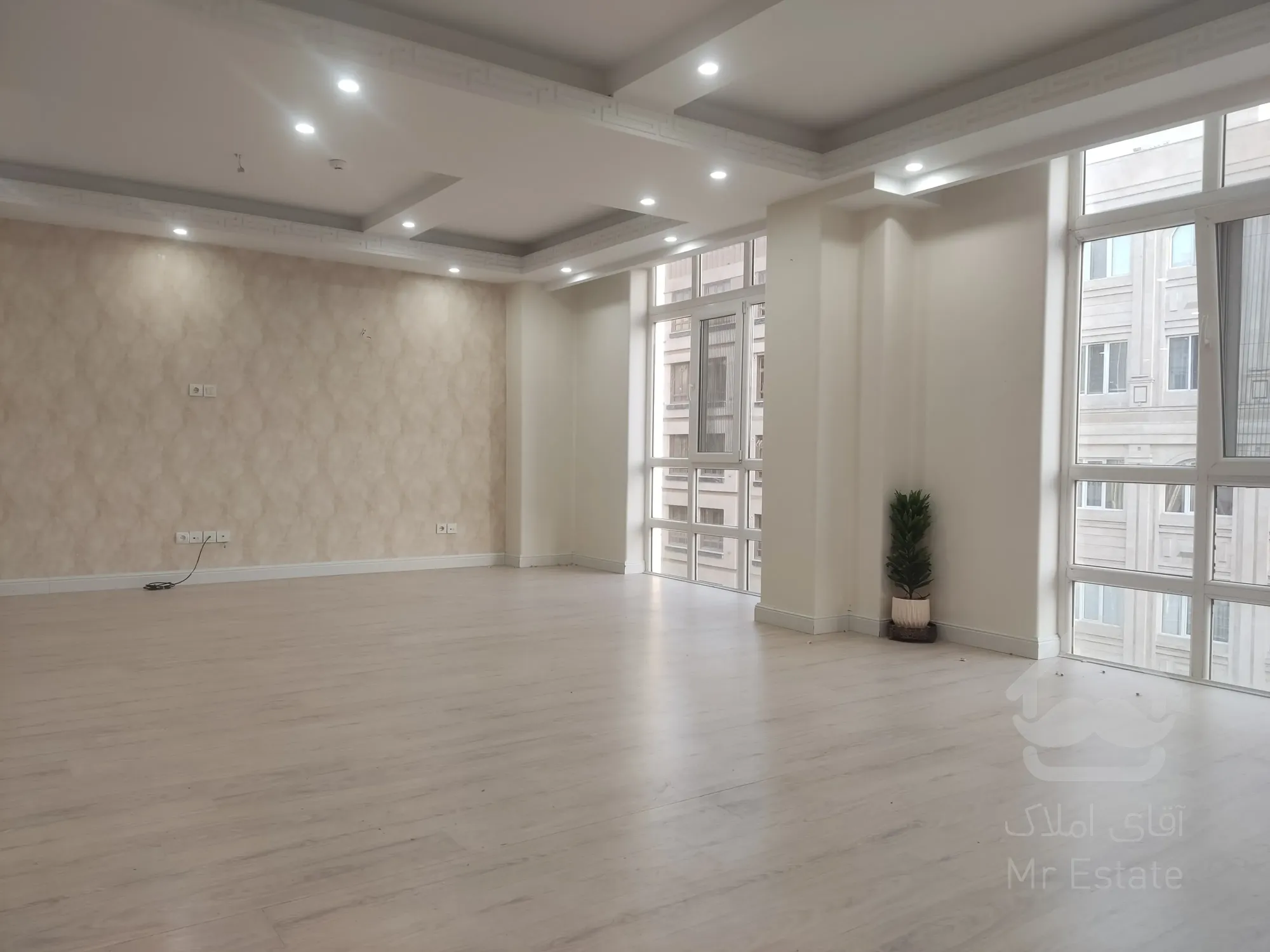 ۱۱۵ متر ۲ خواب فول ۷ ساله