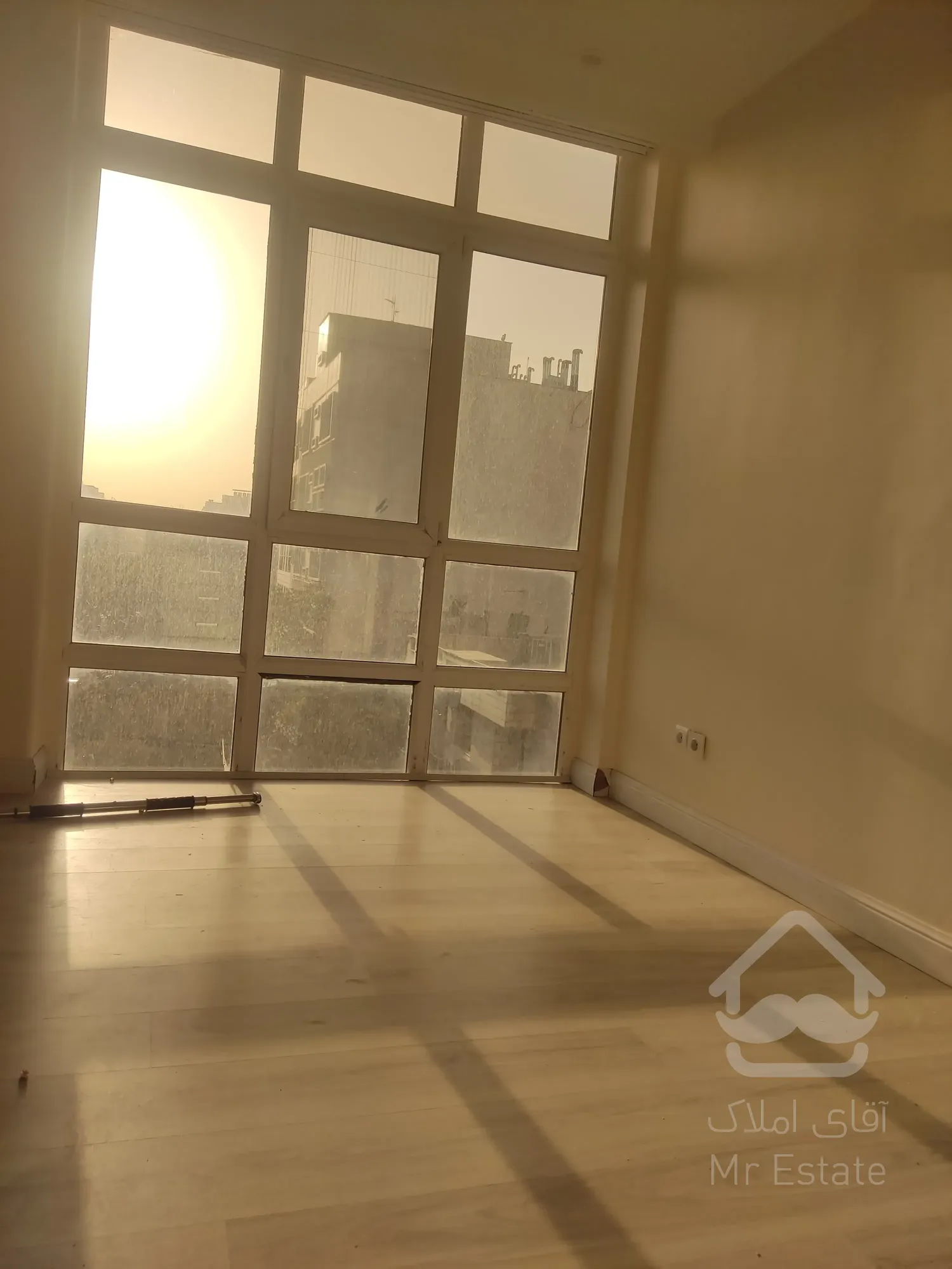 ۱۱۵ متر ۲ خواب فول ۷ ساله