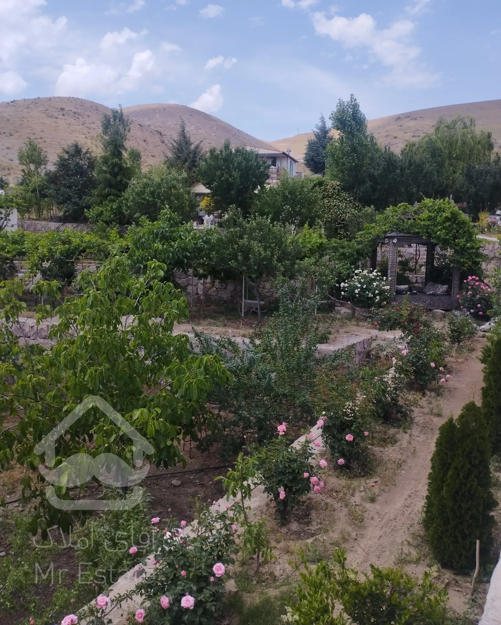 فروش باغ ویلای دنج و باصفا در قزوین