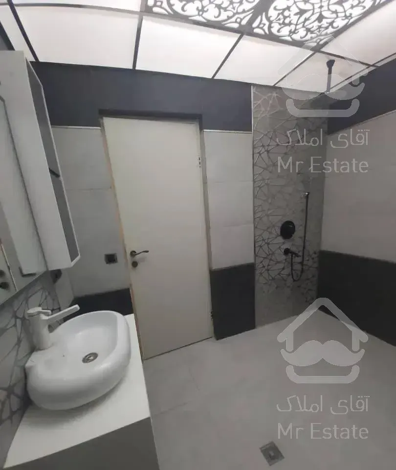 ۱۶۶ متر *سه خواب * فول بازسازی*کوچه باگیت نگهبانی