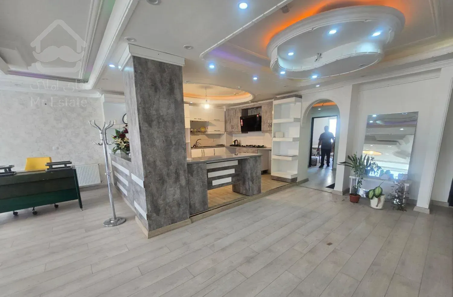 اجاره آپارتمان ۲۱۰ متری بر امام علی