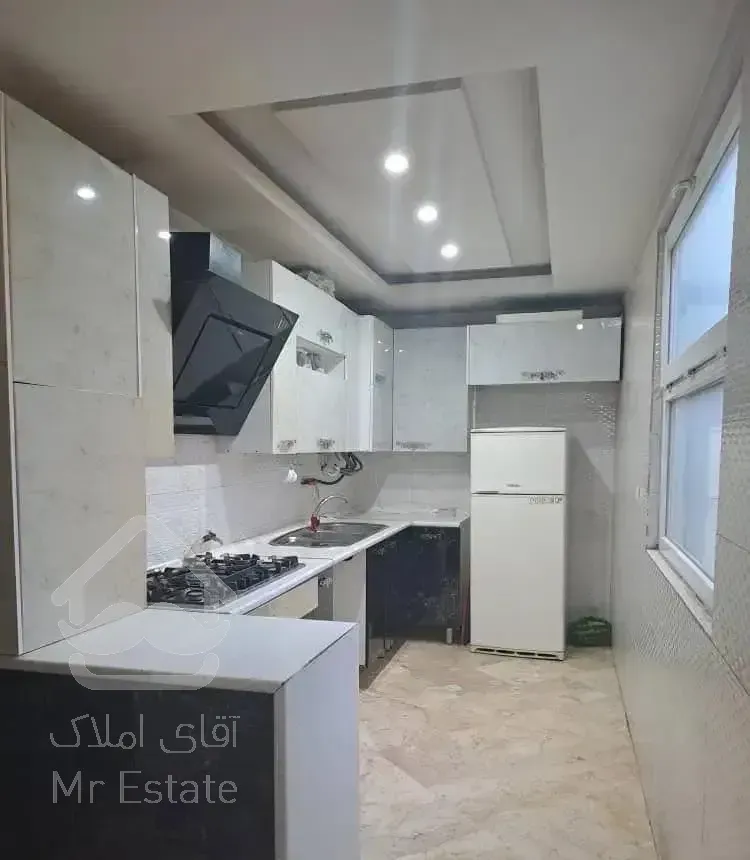 ۹۰ متر/ دو خواب/فول امکانات/نارمک