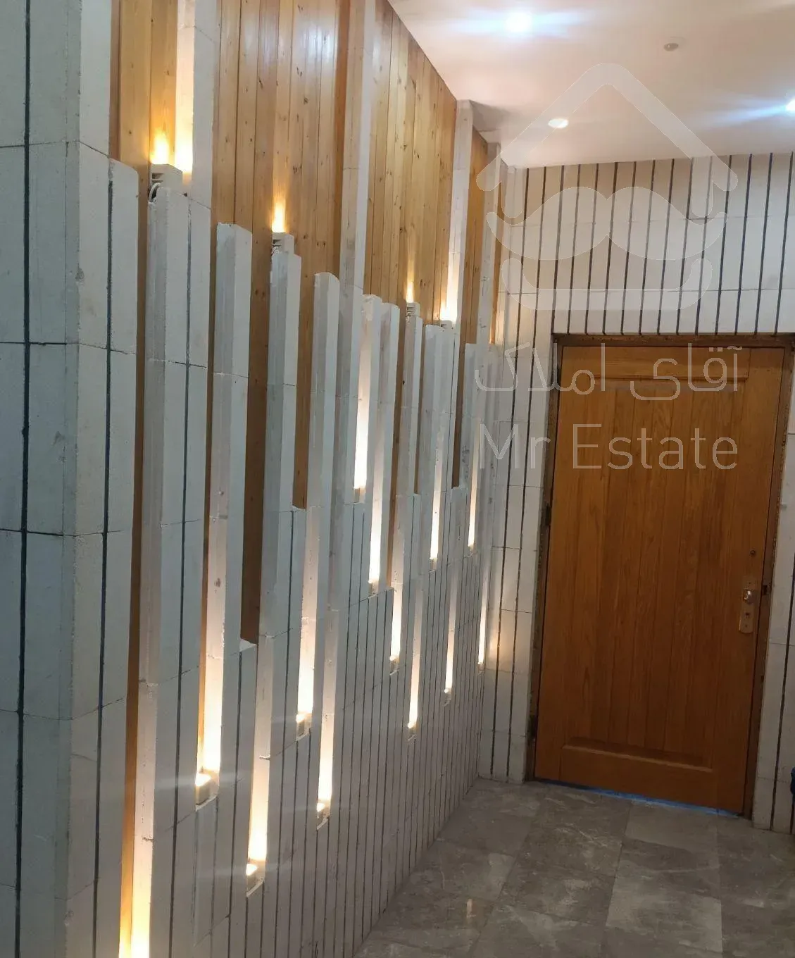 آپارتمان ۱۶۰ متری ۳ خواب  تک واحدی