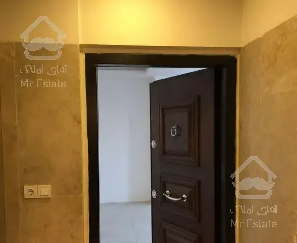 اپارتمان ۱۵۱ متر ابتدای بلوار ارم