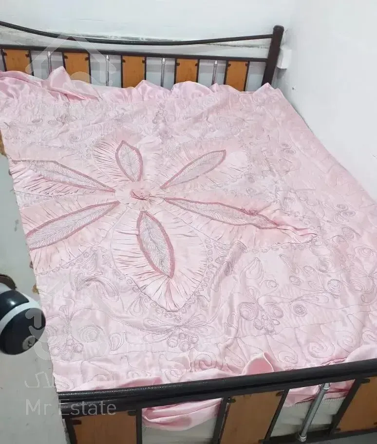 منزل بزرگ دلباز تمیز نزدیک حرم مناسب