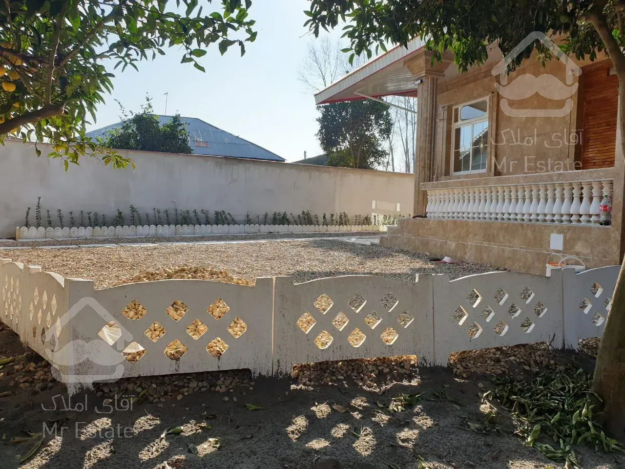 فروش ویلا ۳۳۰متری /اکازیون/ دارای سوئیت مجزا/درشهر چاف وچمخاله