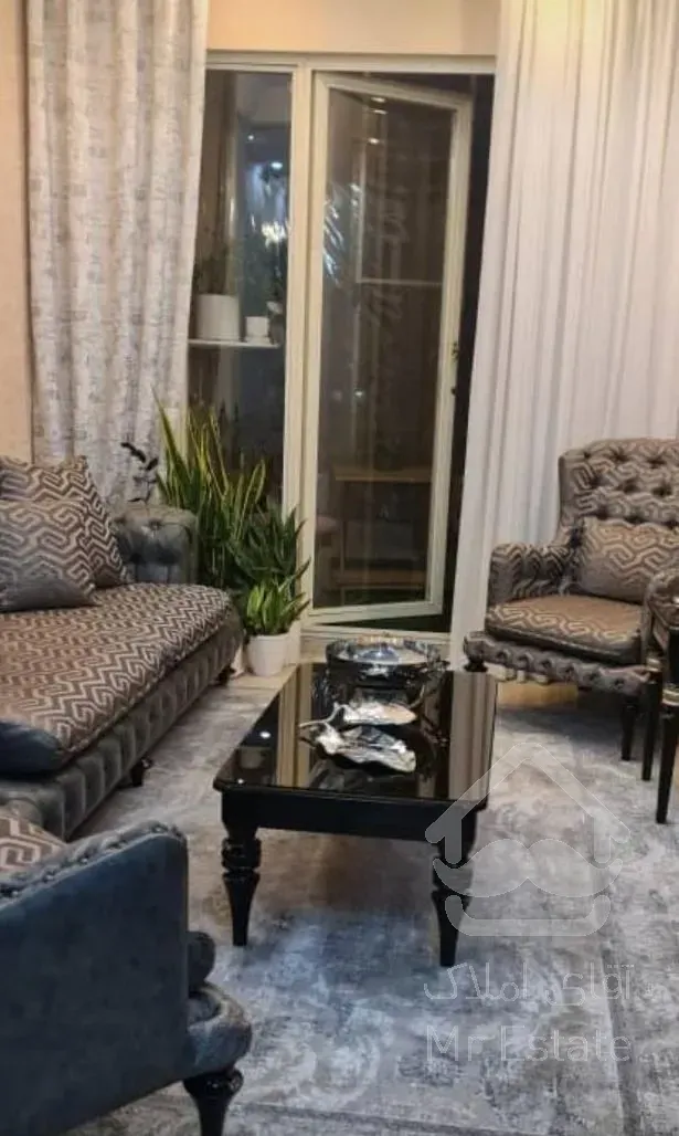 فروش آپارتمان ۹۷ متری ۲ خوابه در پلیس