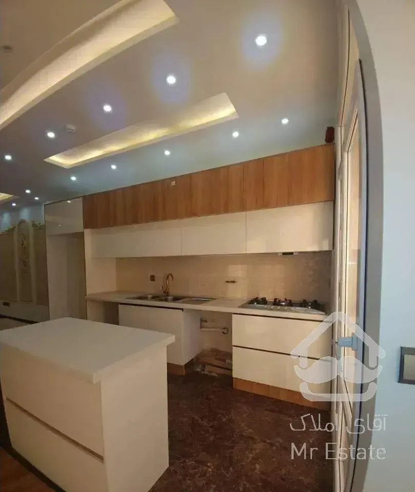 ۹۰متر//بلوار تعاون//نوساز فول